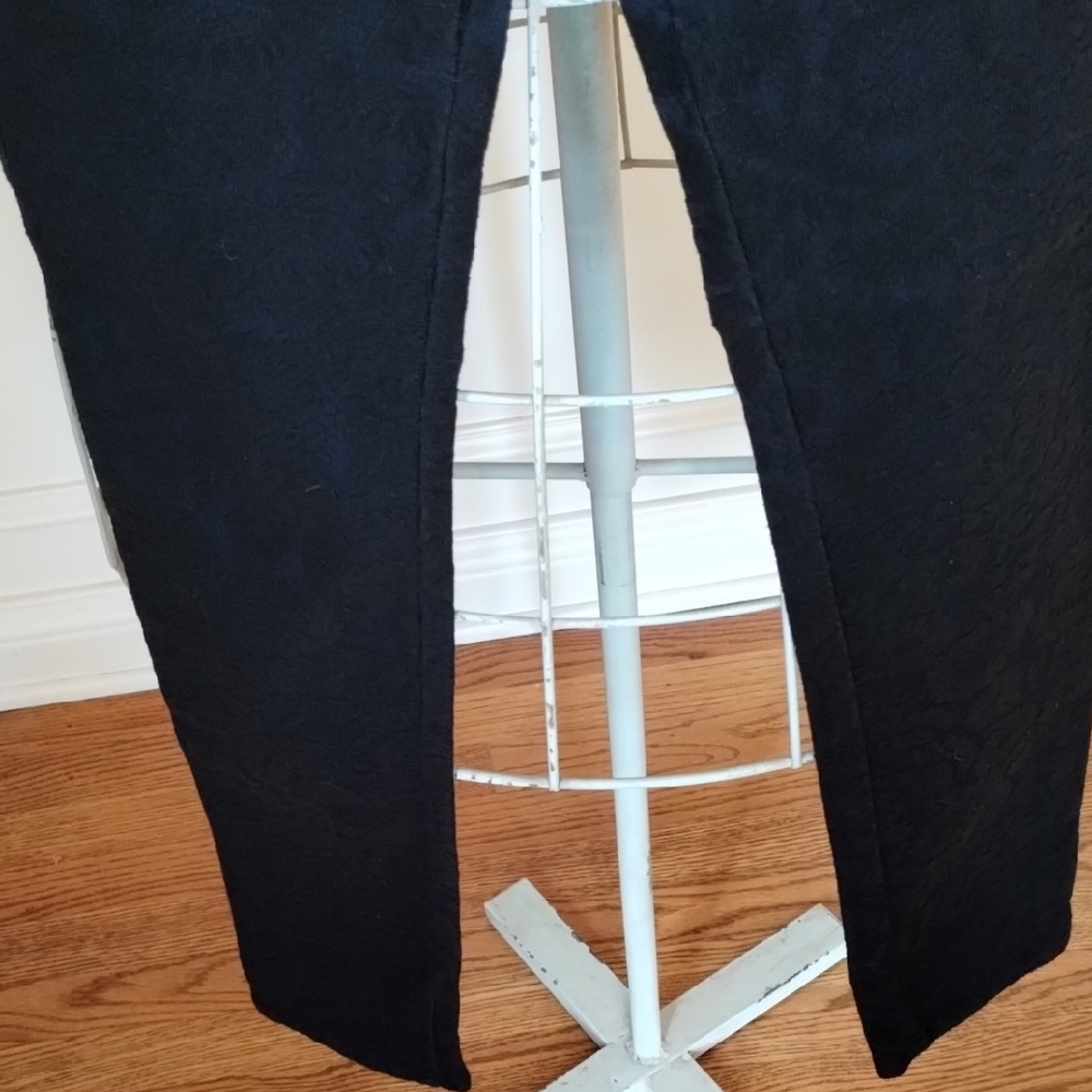James Jeans Dark Denim - Picture 3 of 16